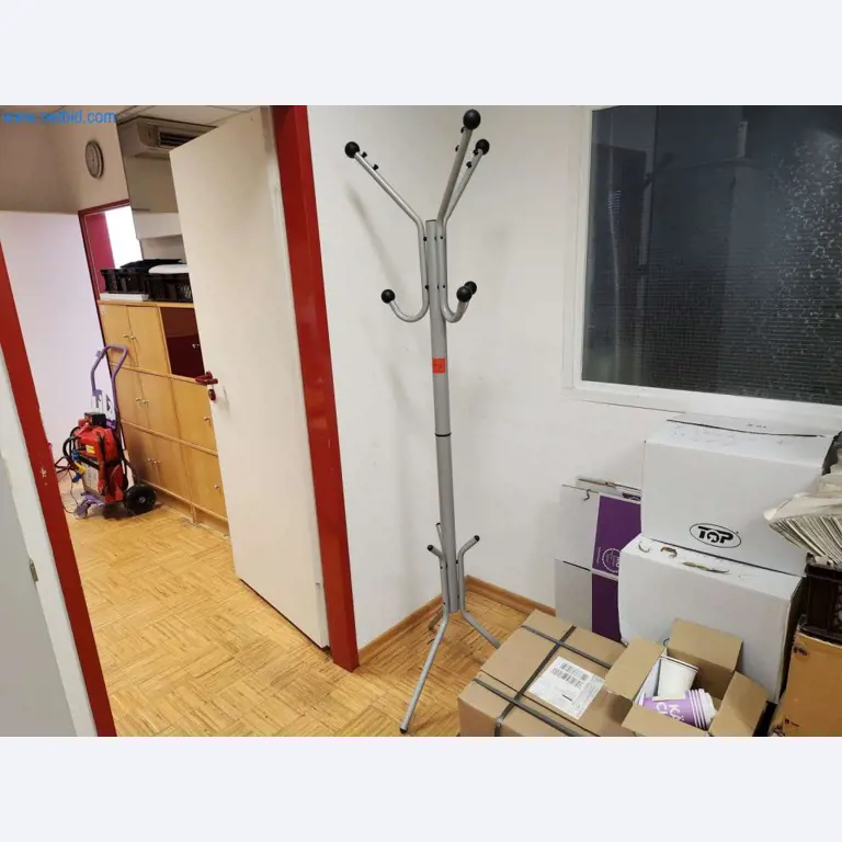 Máquinas bem conservadas de um fabricante de produtos de pastelaria-4