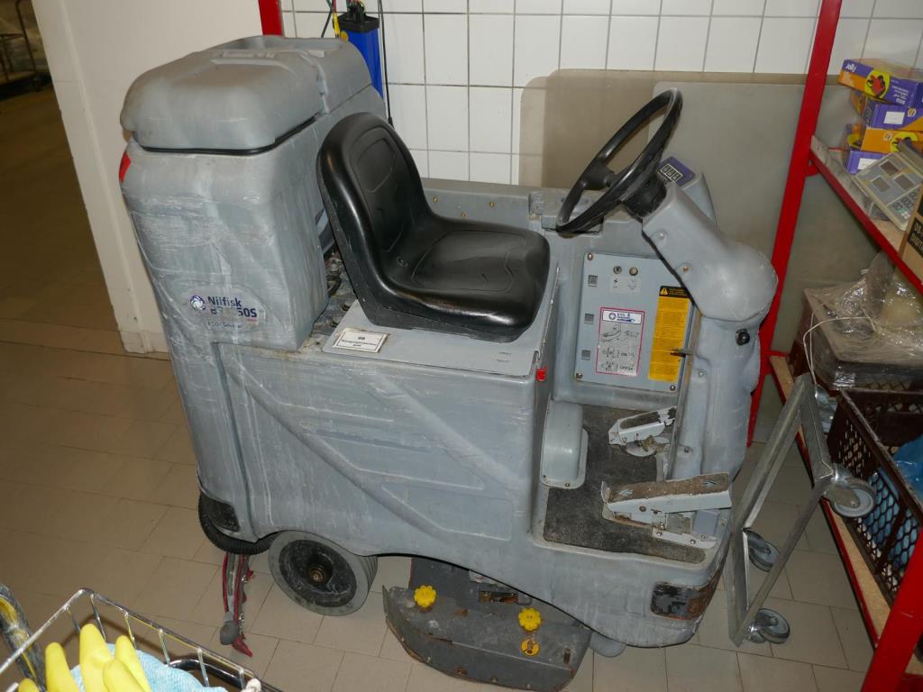 Máquinas bem conservadas de um fabricante de produtos de pastelaria-1