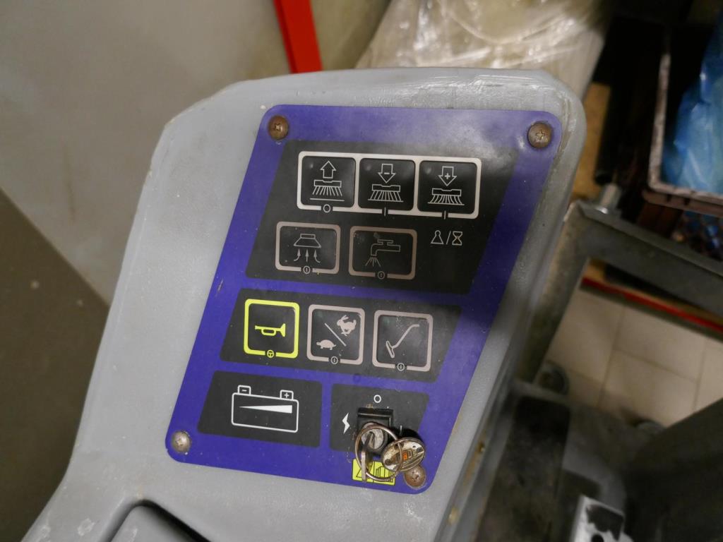 Máquinas bem conservadas de um fabricante de produtos de pastelaria-2