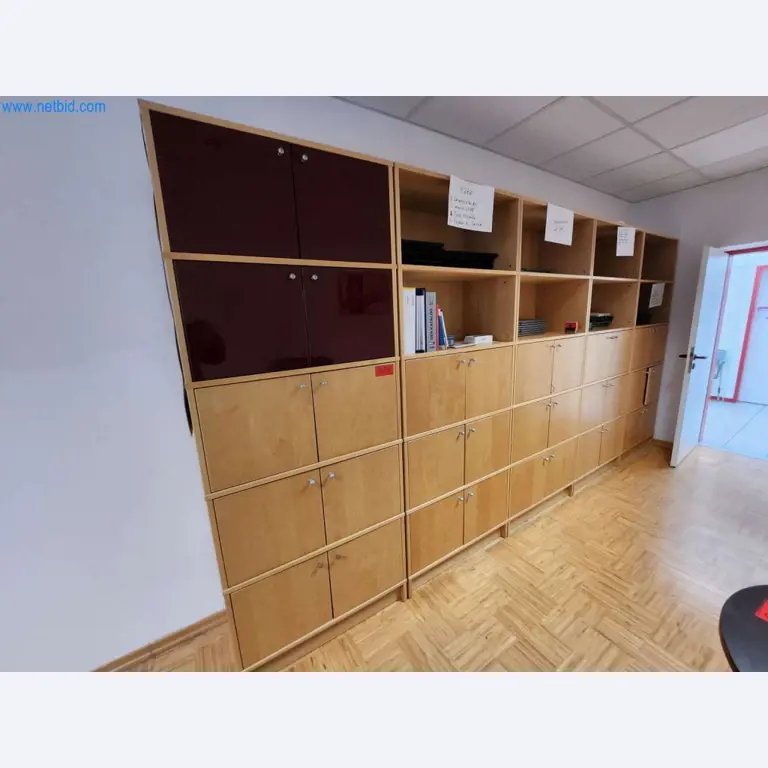 Máquinas bem conservadas de um fabricante de produtos de pastelaria-2