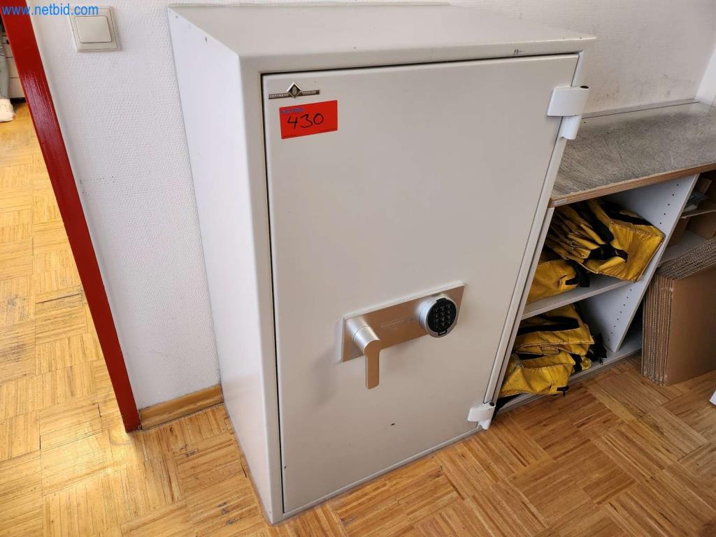 Dobře udržované stroje od výrobce pečiva-1