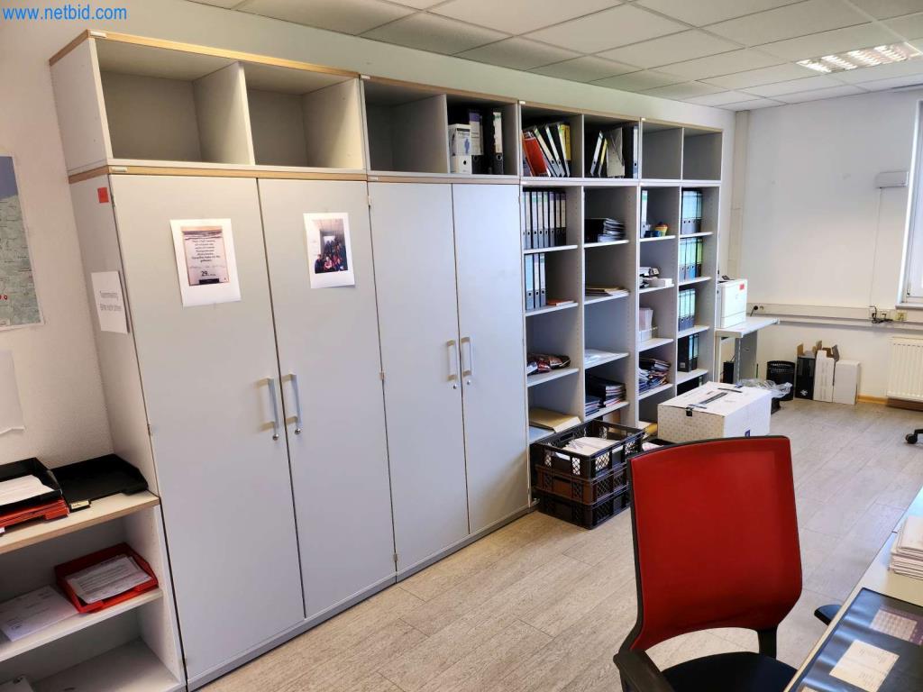 Máquinas bem conservadas de um fabricante de produtos de pastelaria-2