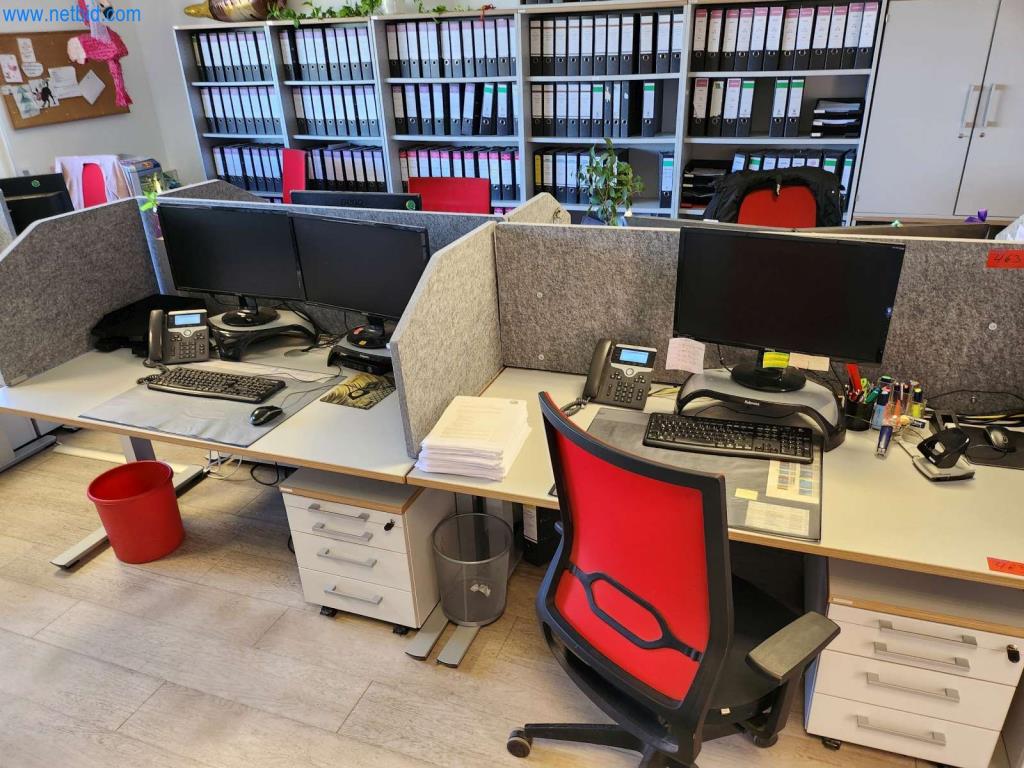 Máquinas bem conservadas de um fabricante de produtos de pastelaria-3