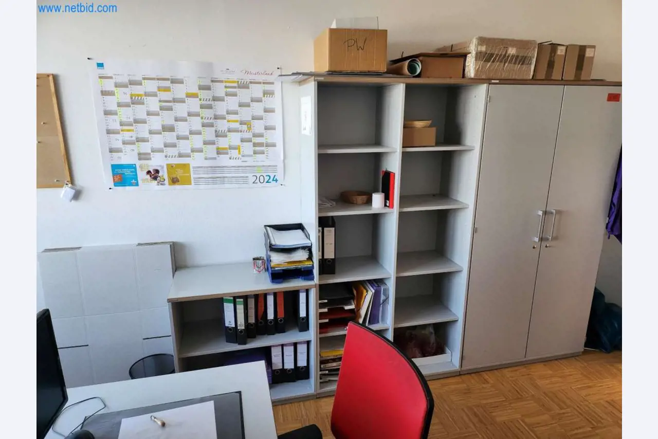 Máquinas bem conservadas de um fabricante de produtos de pastelaria-2