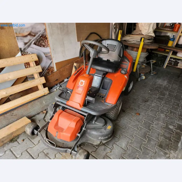 Máquinas bem conservadas de um fabricante de produtos de pastelaria-1