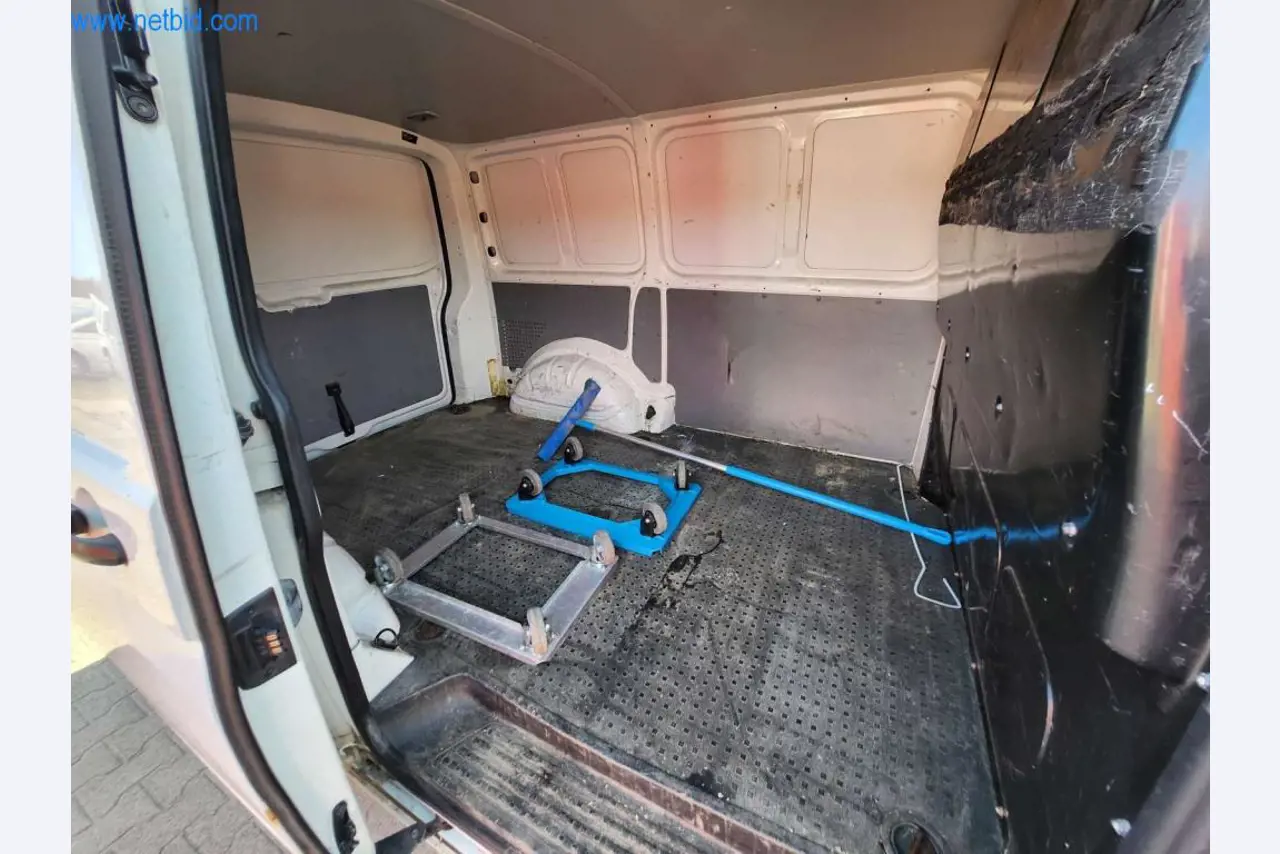 Máquinas bem conservadas de um fabricante de produtos de pastelaria-10