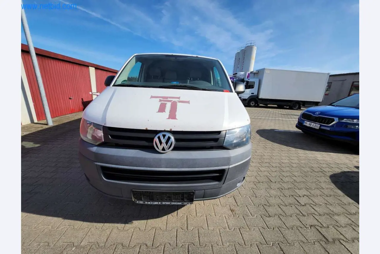 Máquinas bem conservadas de um fabricante de produtos de pastelaria-1