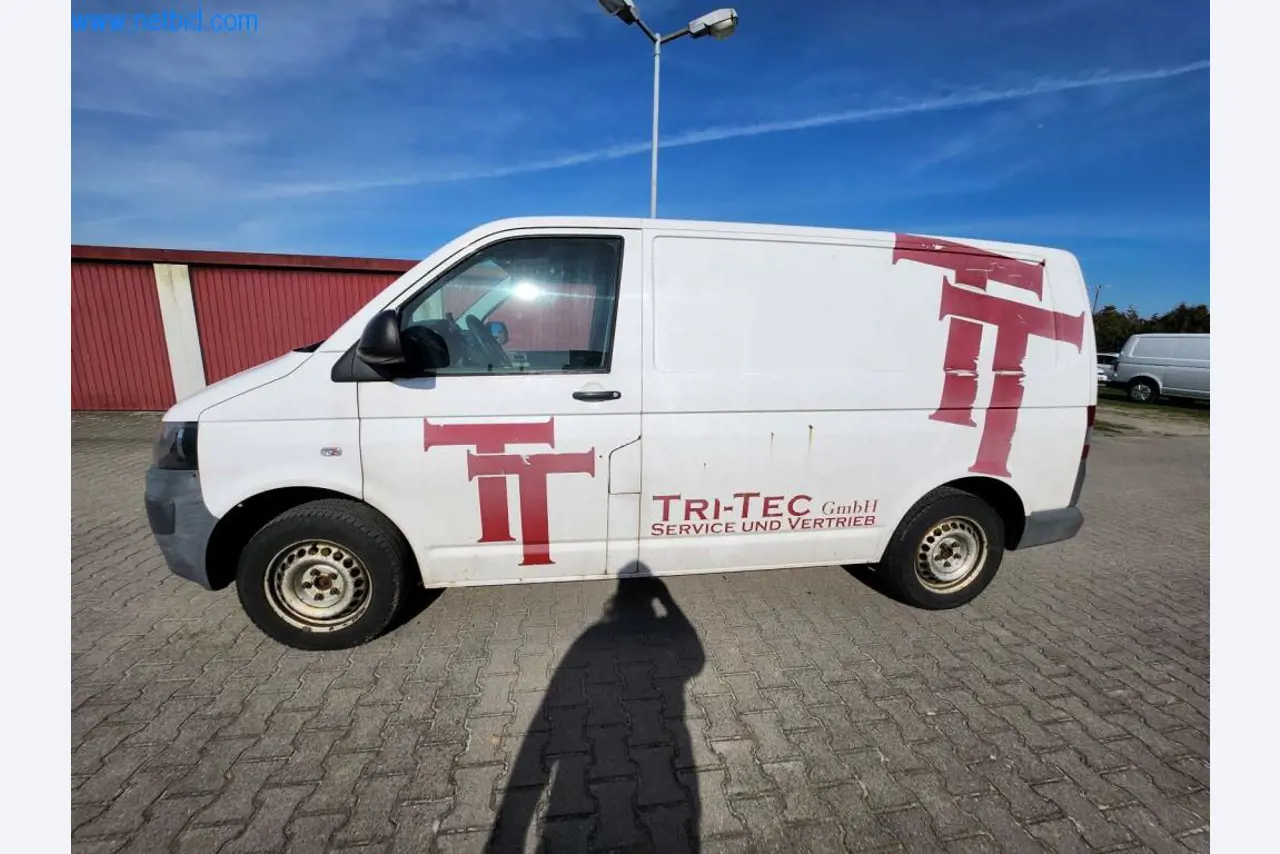 Máquinas bem conservadas de um fabricante de produtos de pastelaria-2