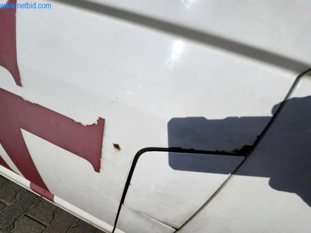 Máquinas bem conservadas de um fabricante de produtos de pastelaria-4