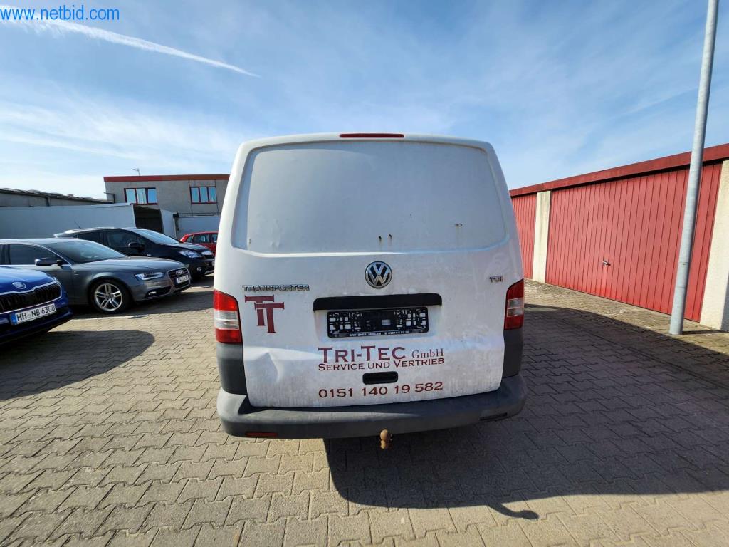 Máquinas bem conservadas de um fabricante de produtos de pastelaria-6