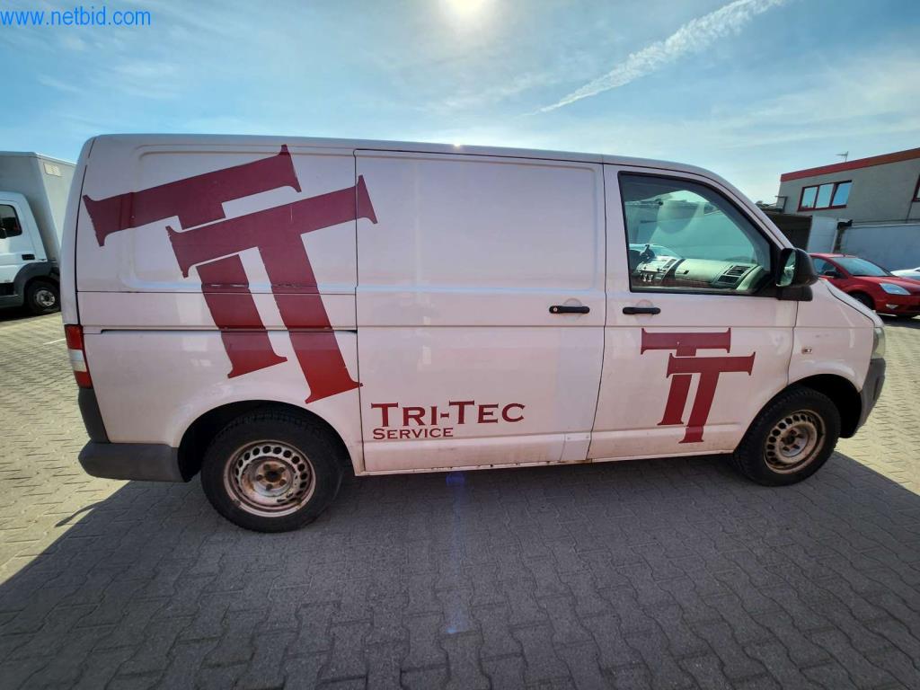 Máquinas bem conservadas de um fabricante de produtos de pastelaria-9