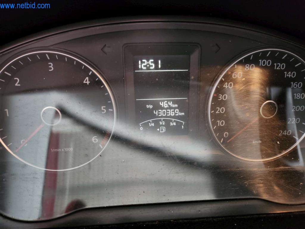 Well-maintained machines of a bakery manufacturer-8