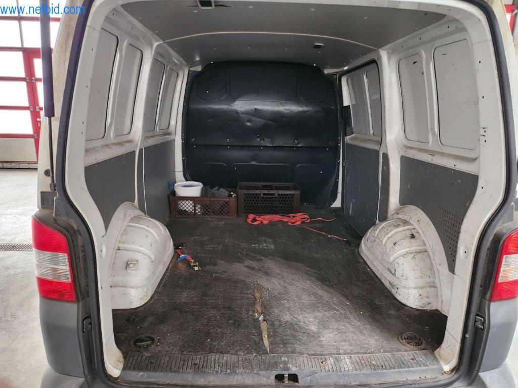 Well-maintained machines of a bakery manufacturer-9