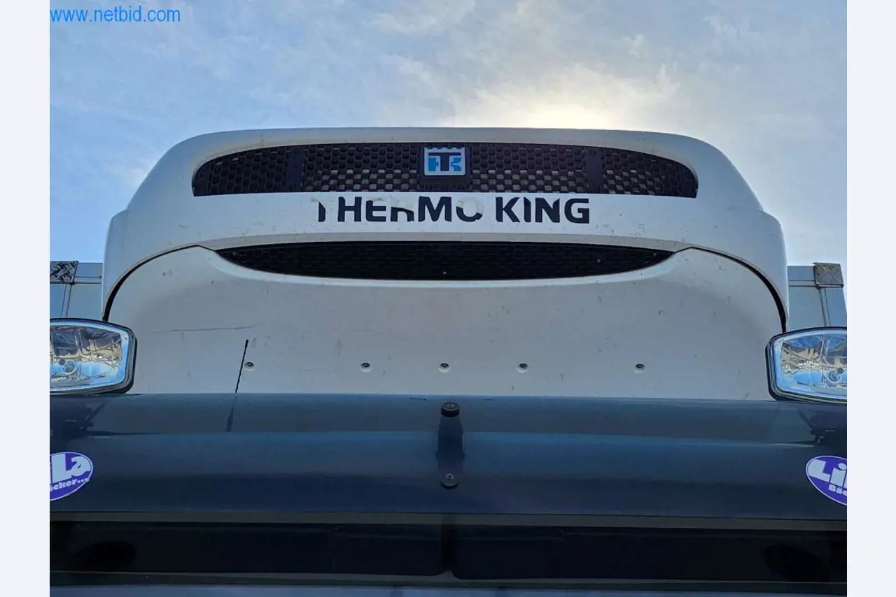 Máquinas bem conservadas de um fabricante de produtos de pastelaria-2