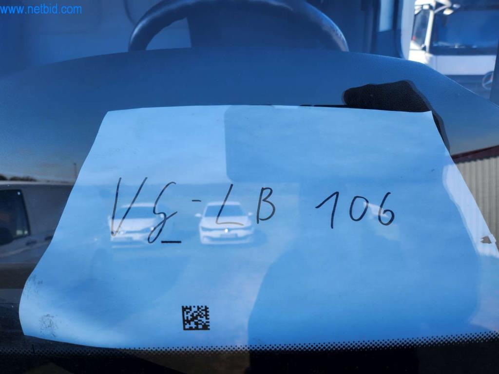 Máquinas bem conservadas de um fabricante de produtos de pastelaria-9