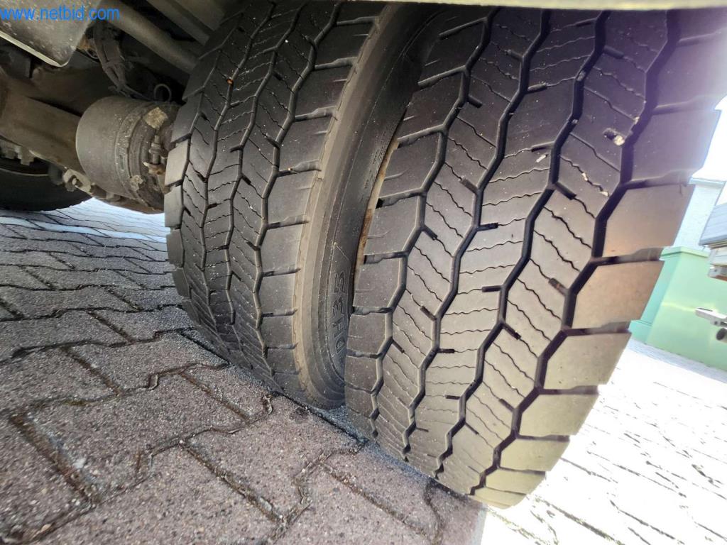 Máquinas bem conservadas de um fabricante de produtos de pastelaria-12