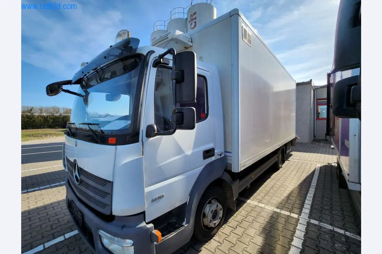 Máquinas bem conservadas de um fabricante de produtos de pastelaria-1