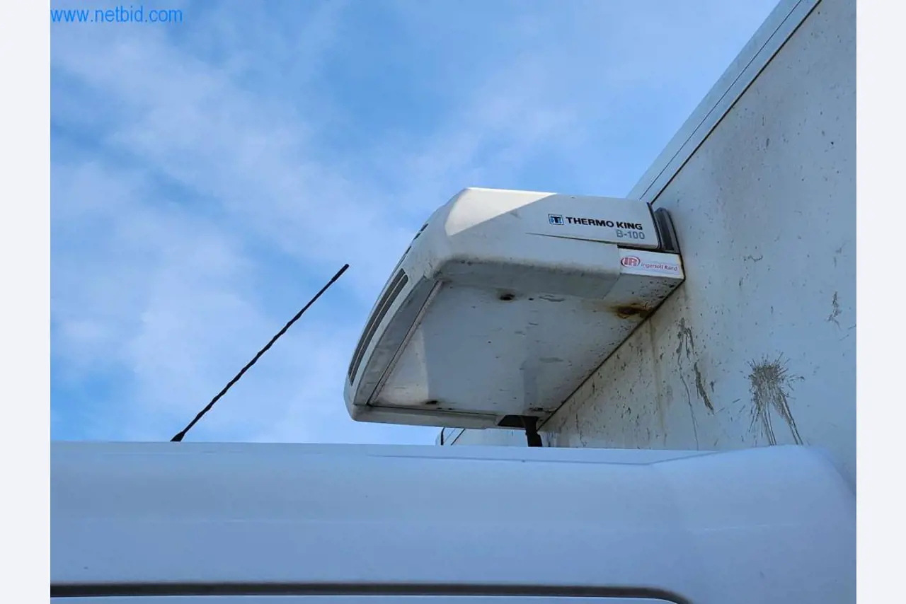 Máquinas bem conservadas de um fabricante de produtos de pastelaria-2