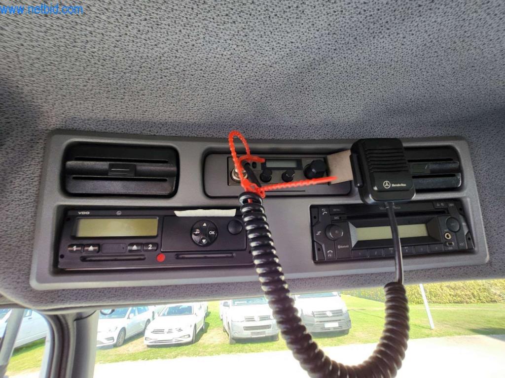 Máquinas bem conservadas de um fabricante de produtos de pastelaria-7