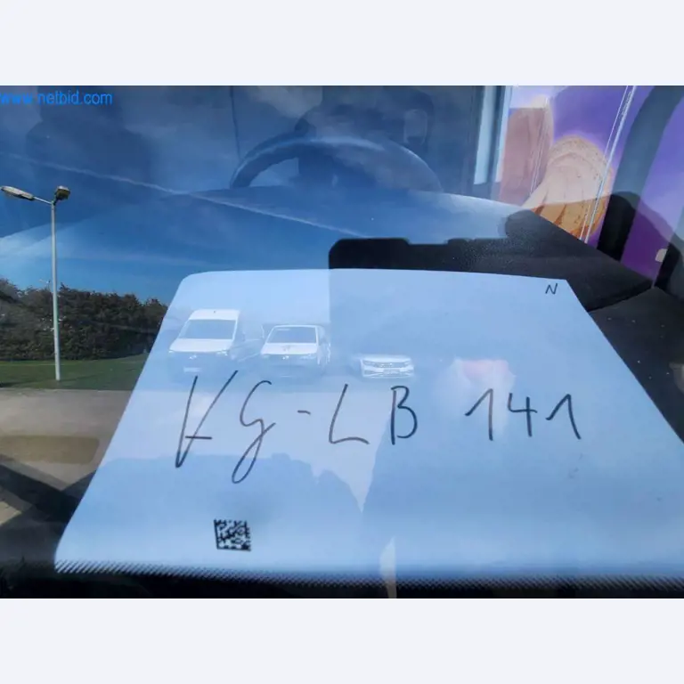 Máquinas bem conservadas de um fabricante de produtos de pastelaria-9