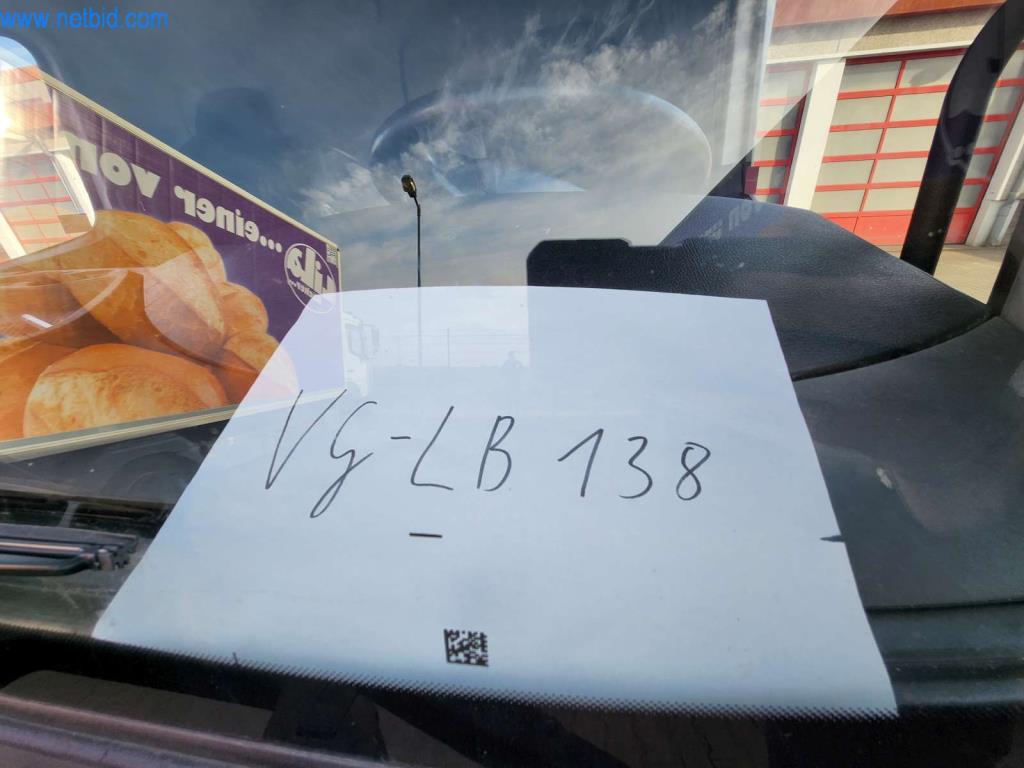 Máquinas bien mantenidas de un fabricante de productos de panadería-15