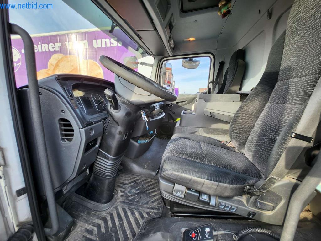 Máquinas bem conservadas de um fabricante de produtos de pastelaria-10