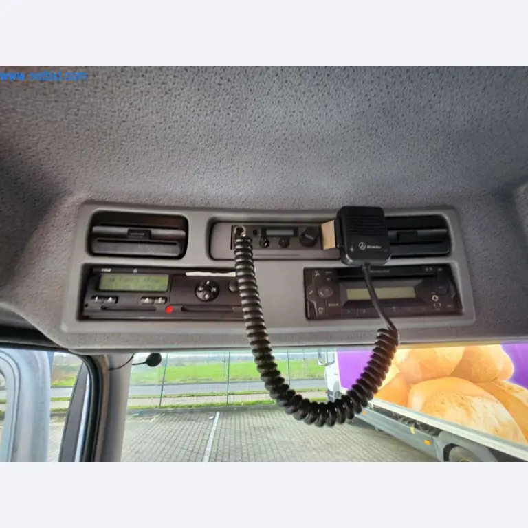 Máquinas bem conservadas de um fabricante de produtos de pastelaria-14