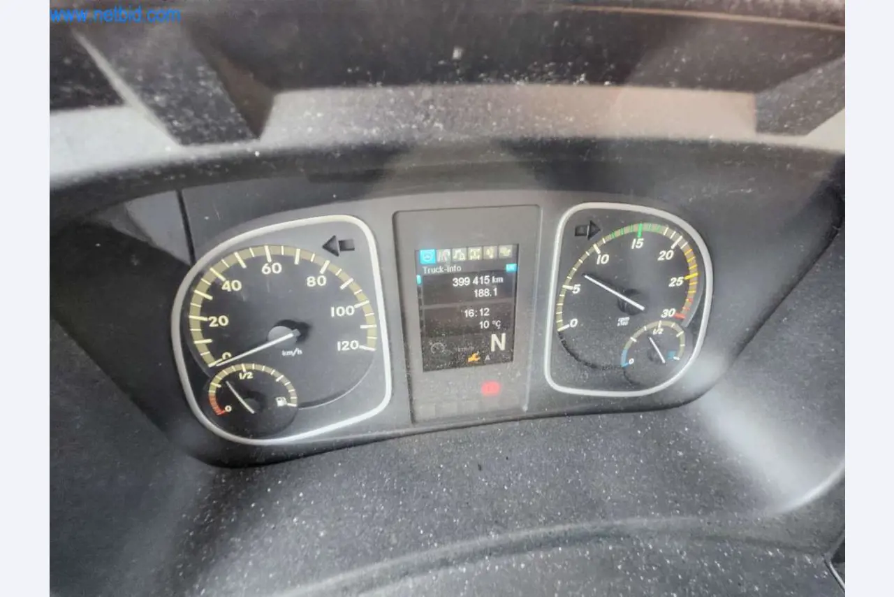 Máquinas bem conservadas de um fabricante de produtos de pastelaria-15