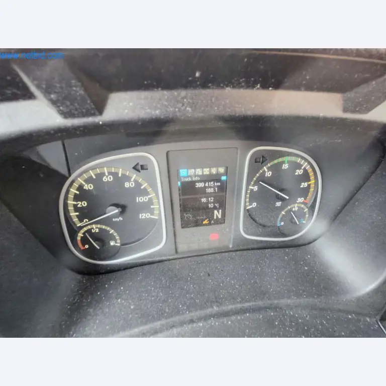 Máquinas bem conservadas de um fabricante de produtos de pastelaria-15