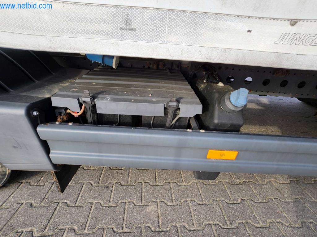 Máquinas bem conservadas de um fabricante de produtos de pastelaria-17