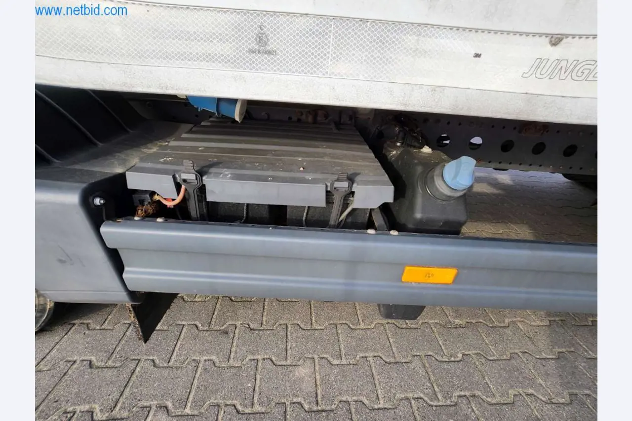 Máquinas bem conservadas de um fabricante de produtos de pastelaria-17