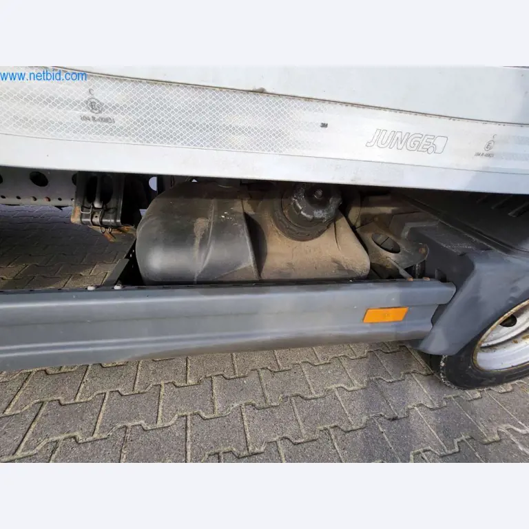 Máquinas bem conservadas de um fabricante de produtos de pastelaria-18