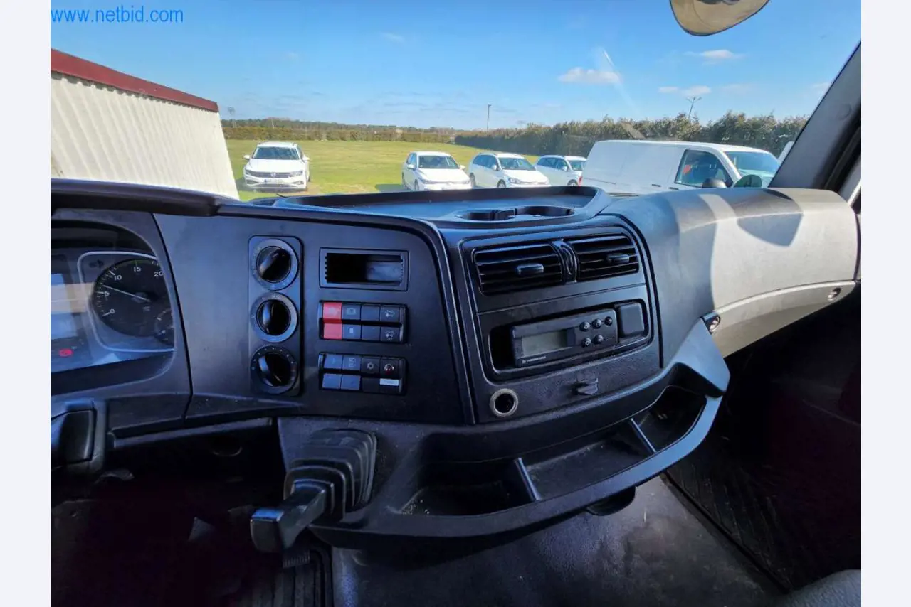 Dobrze utrzymane maszyny od producenta wypieków-7