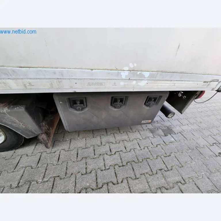 Dobře udržované stroje od výrobce pečiva-15