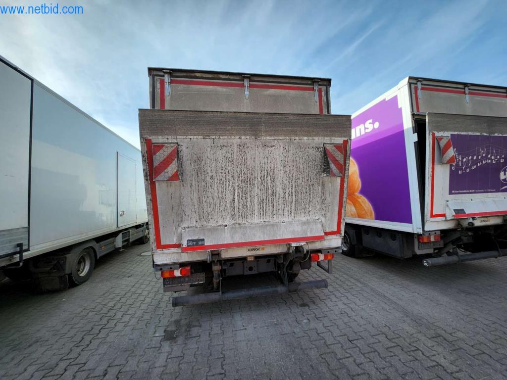 Dobře udržované stroje od výrobce pečiva-16