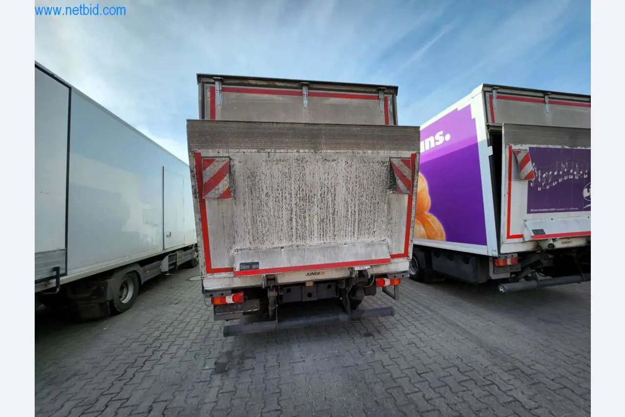 Dobře udržované stroje od výrobce pečiva-16