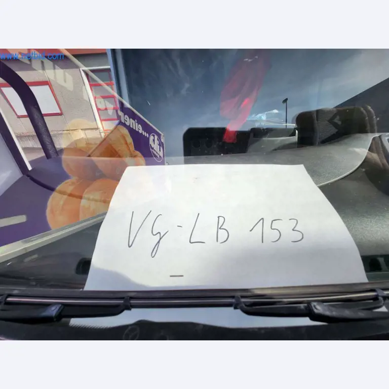 Máquinas bem conservadas de um fabricante de produtos de pastelaria-10