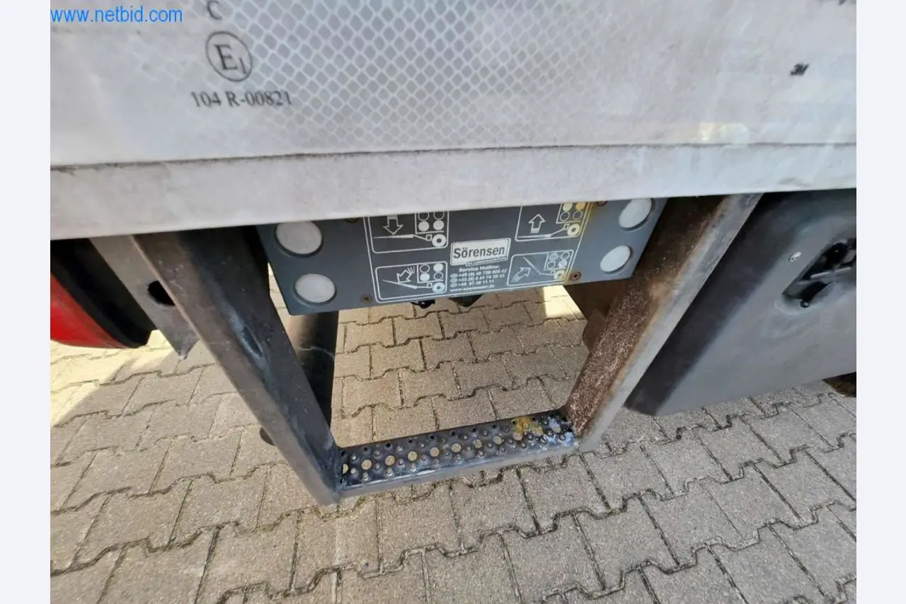 Máquinas bem conservadas de um fabricante de produtos de pastelaria-13