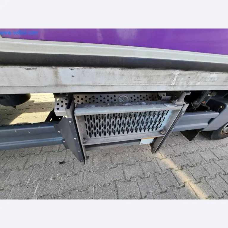 Máquinas bem conservadas de um fabricante de produtos de pastelaria-15