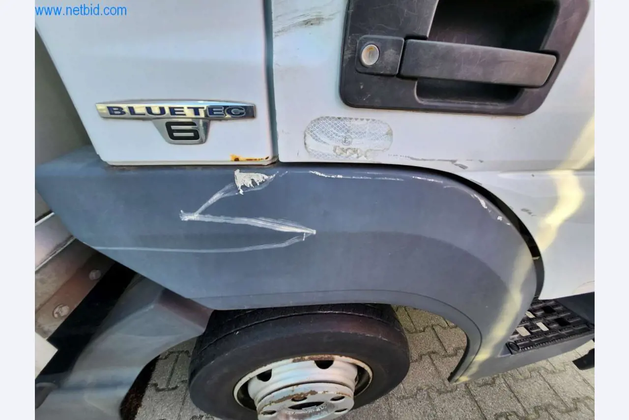 Máquinas bem conservadas de um fabricante de produtos de pastelaria-18