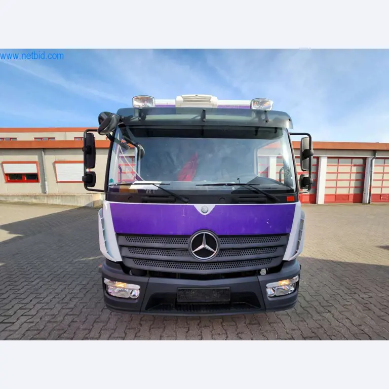 Máquinas bem conservadas de um fabricante de produtos de pastelaria-1