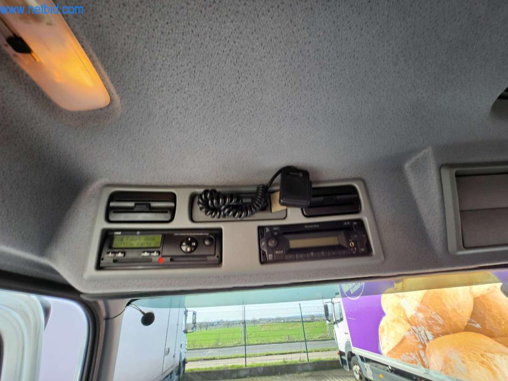 Máquinas bien mantenidas de un fabricante de productos de panadería-6