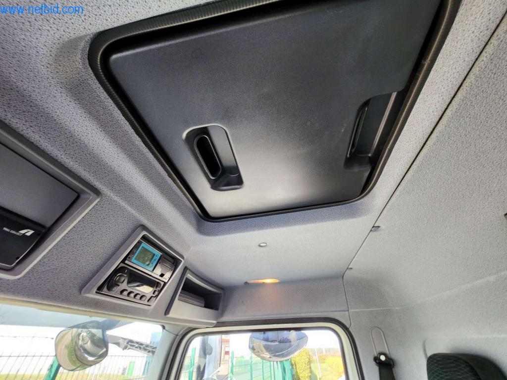 Máquinas bem conservadas de um fabricante de produtos de pastelaria-10