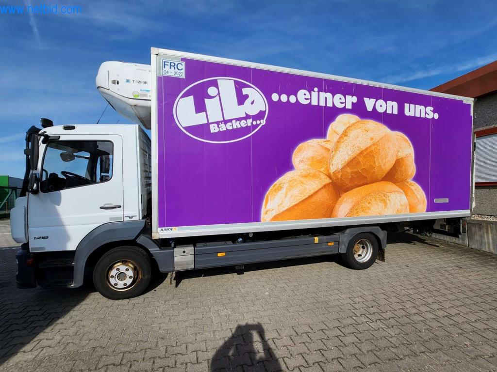 Máquinas bem conservadas de um fabricante de produtos de pastelaria-15