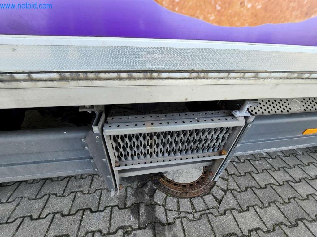 Máquinas bem conservadas de um fabricante de produtos de pastelaria-20