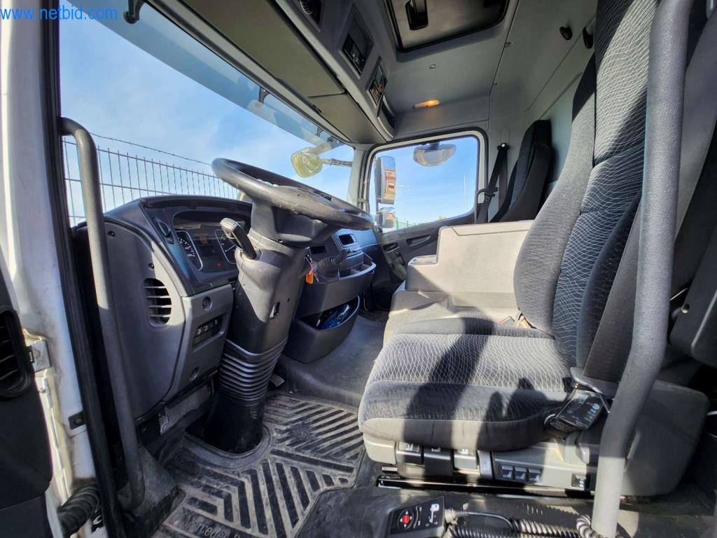 Máquinas bem conservadas de um fabricante de produtos de pastelaria-8