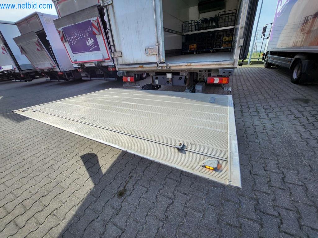 Máquinas bien mantenidas de un fabricante de productos de panadería-10