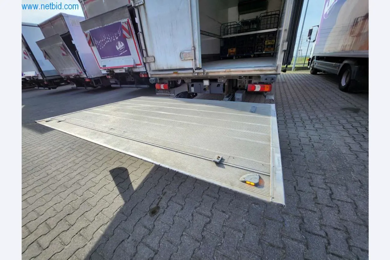 Máquinas bien mantenidas de un fabricante de productos de panadería-10