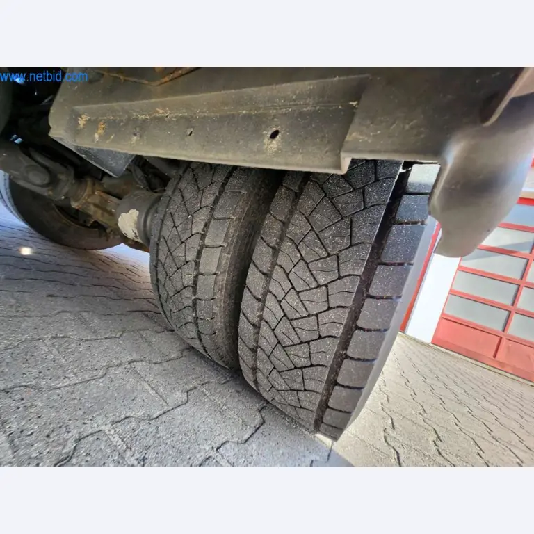 Máquinas bien mantenidas de un fabricante de productos de panadería-15