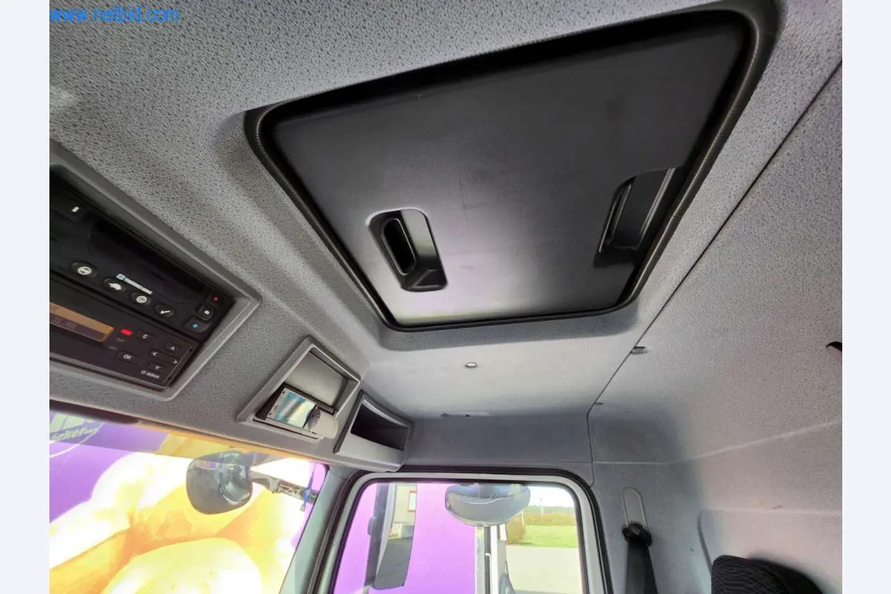 Máquinas bien mantenidas de un fabricante de productos de panadería-6